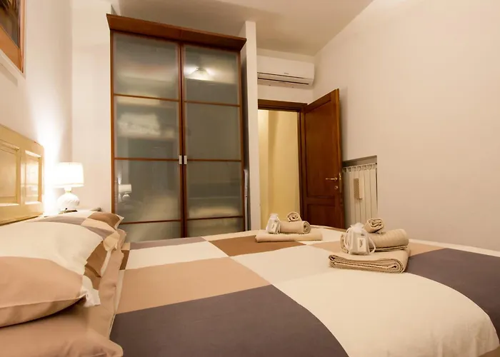 Double Two De' Magnoli